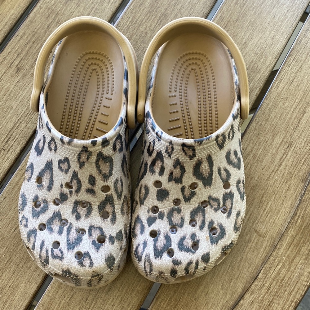 Clogs